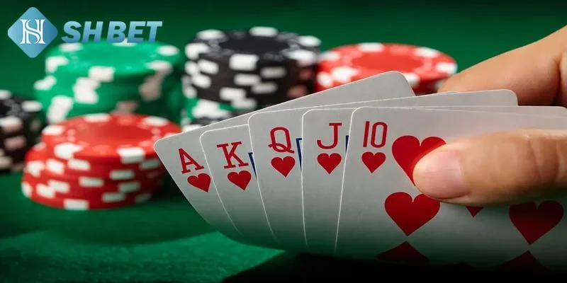 Chiến thuật chơi hand poker SHBET từ cao thủ
